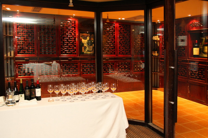 California wine class Month-June 8th（加利福尼亚葡萄酒班6/8 ）